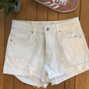 White Jean shorts ❕❕